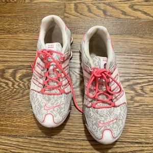 Nike Shox Tennis Shoes